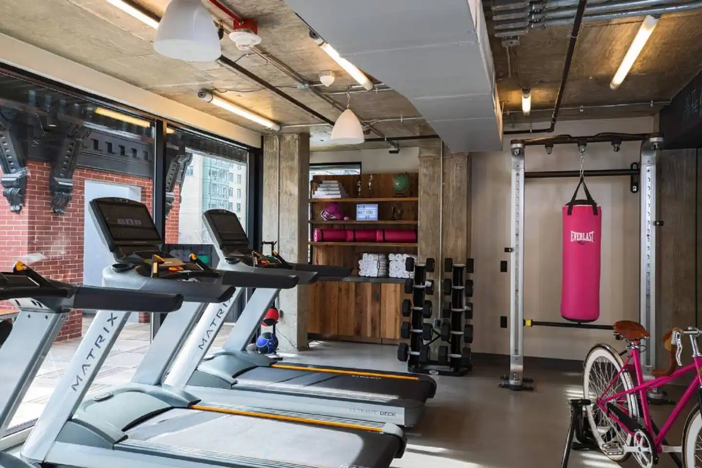 Moxy Washington, DC Downtown Sport und Entertainment