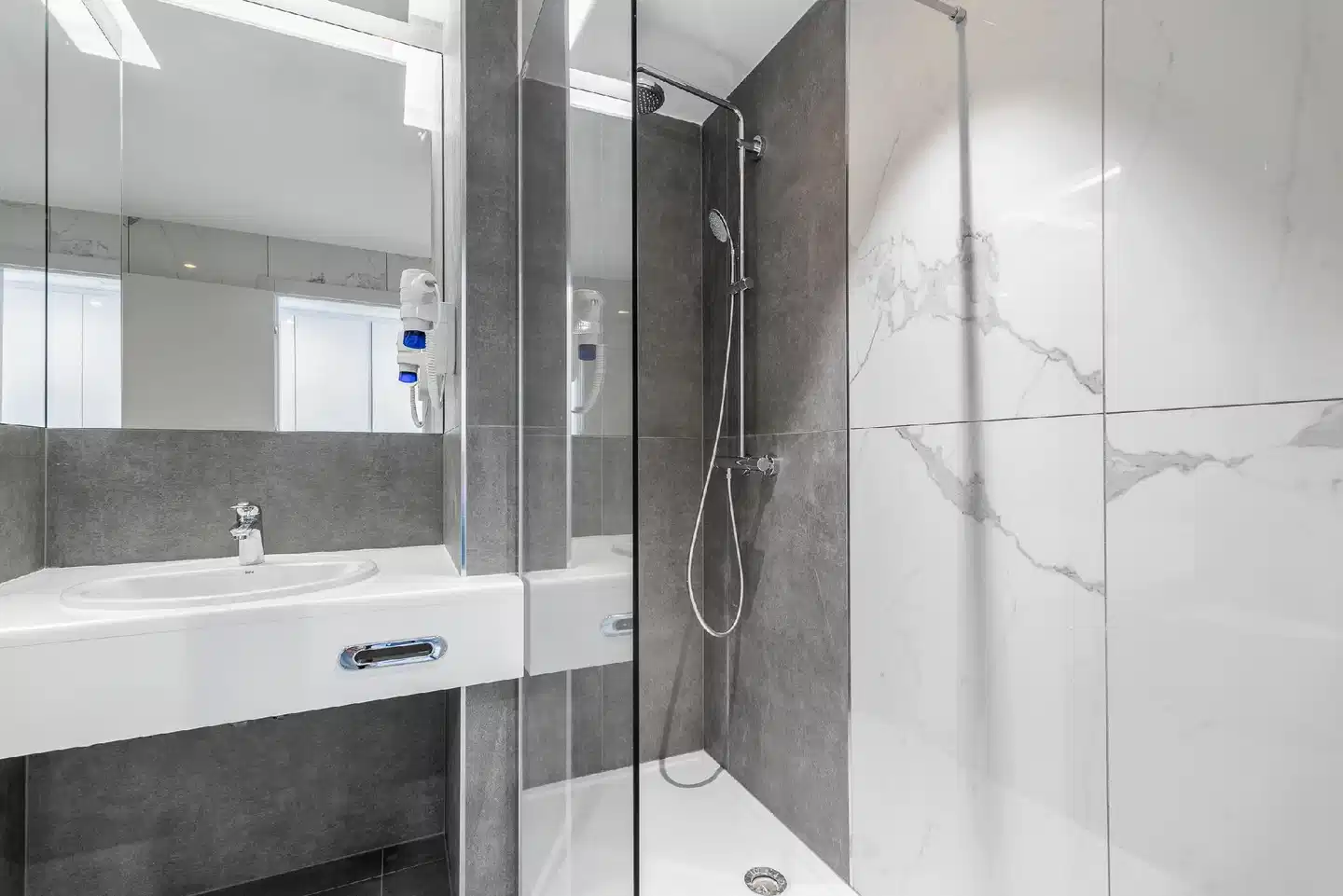 Hotel Mirjam Badezimmer