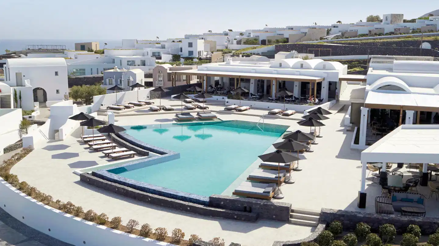 Santo Pure Oia Suites & Villas Pool
