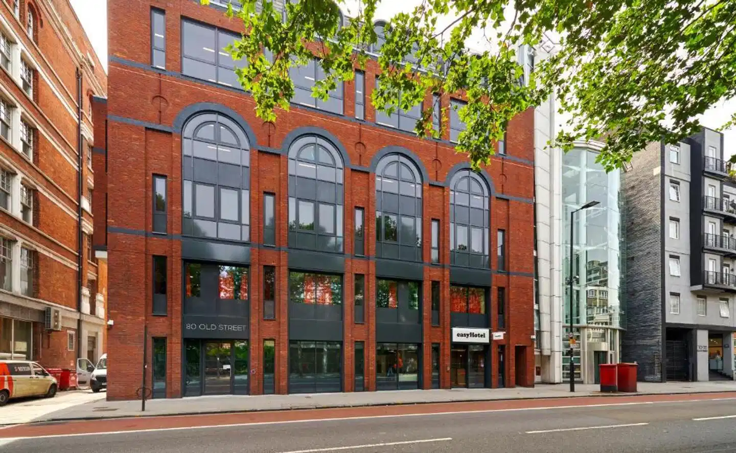 easyHotel London City Shoreditch Aussenansicht