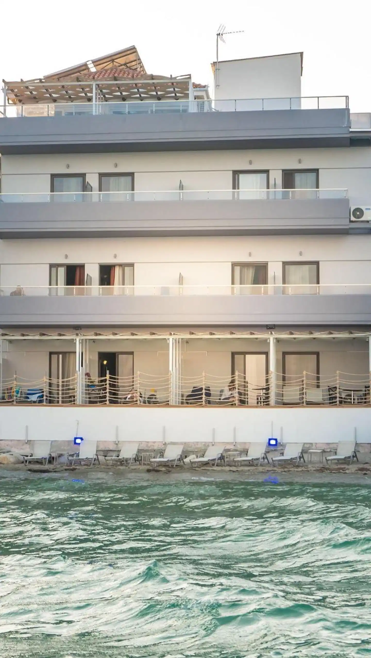 Paralia Beach Boutique Hotel Aussenansicht