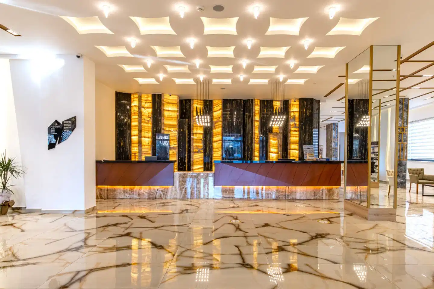 Grand Kolibri Prestige & Spa Lobby