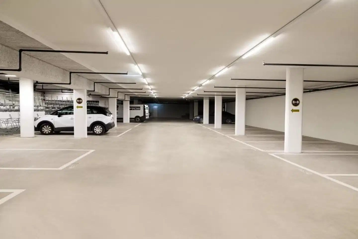 B&B Hotel Basel Lobby