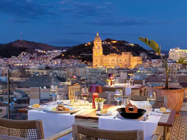 H10 Croma Málaga Restaurant