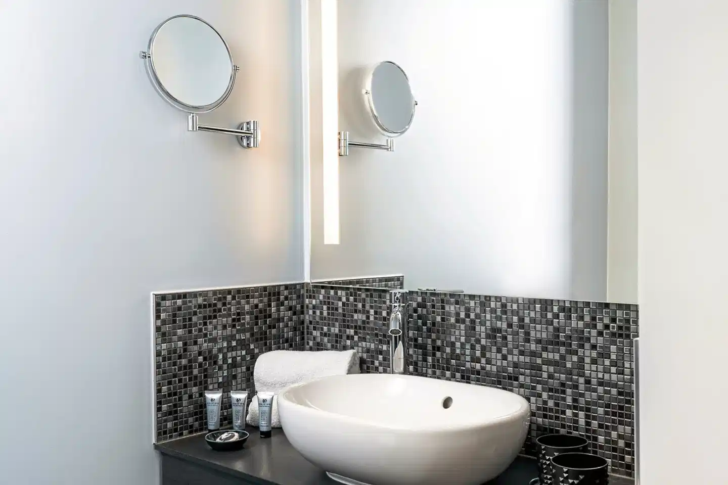 NYX Hotel Hamburg Badezimmer