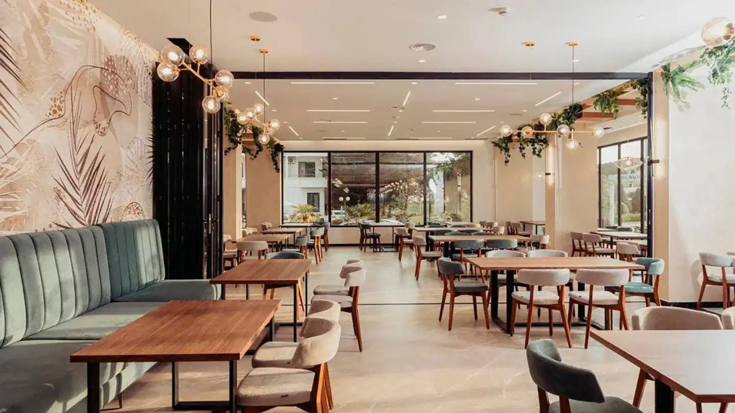 Delight Hotel & Spa Bar