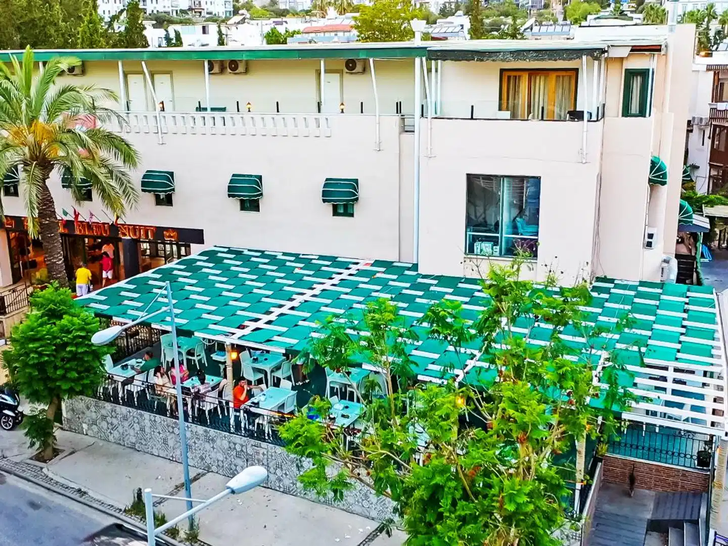 Hotel Bleu Nuit Terrasse