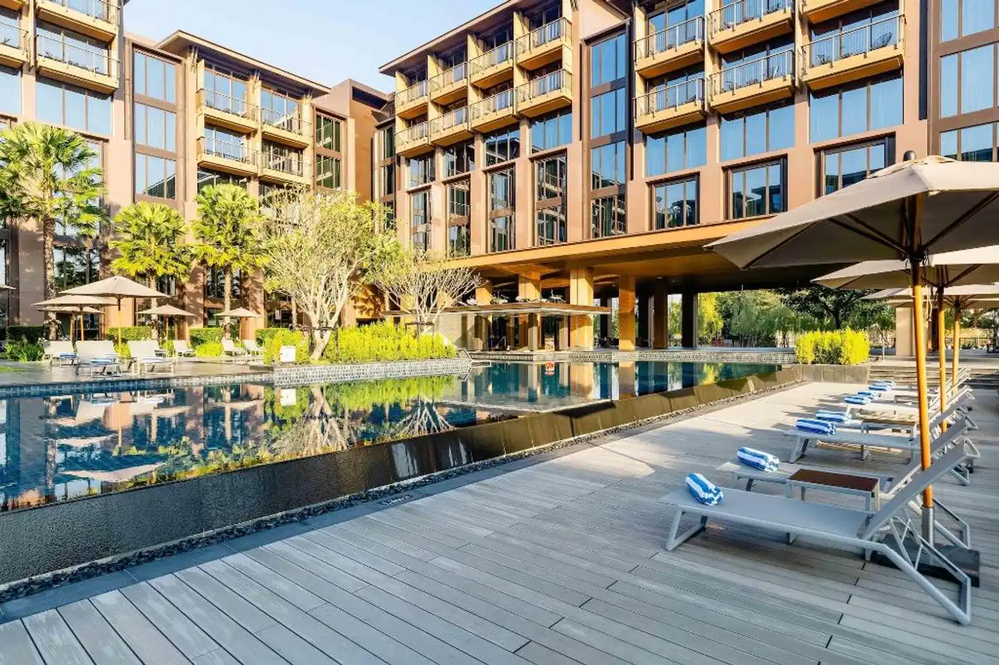 Courtyard by Marriott Bangkok Suvarnabhumi Airport Aussenansicht