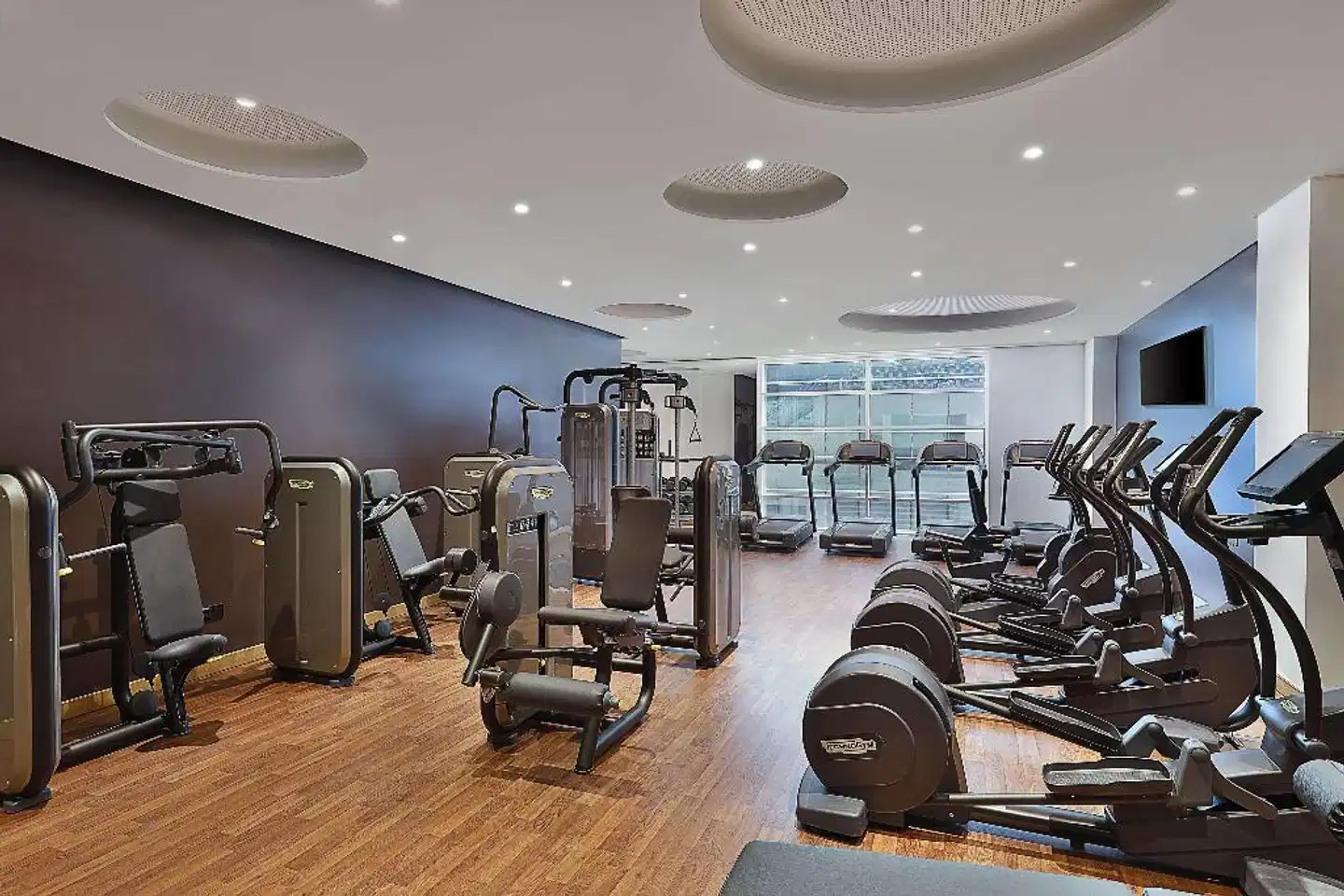 DoubleTree by Hilton Dubai - Business Bay Sport und Entertainment
