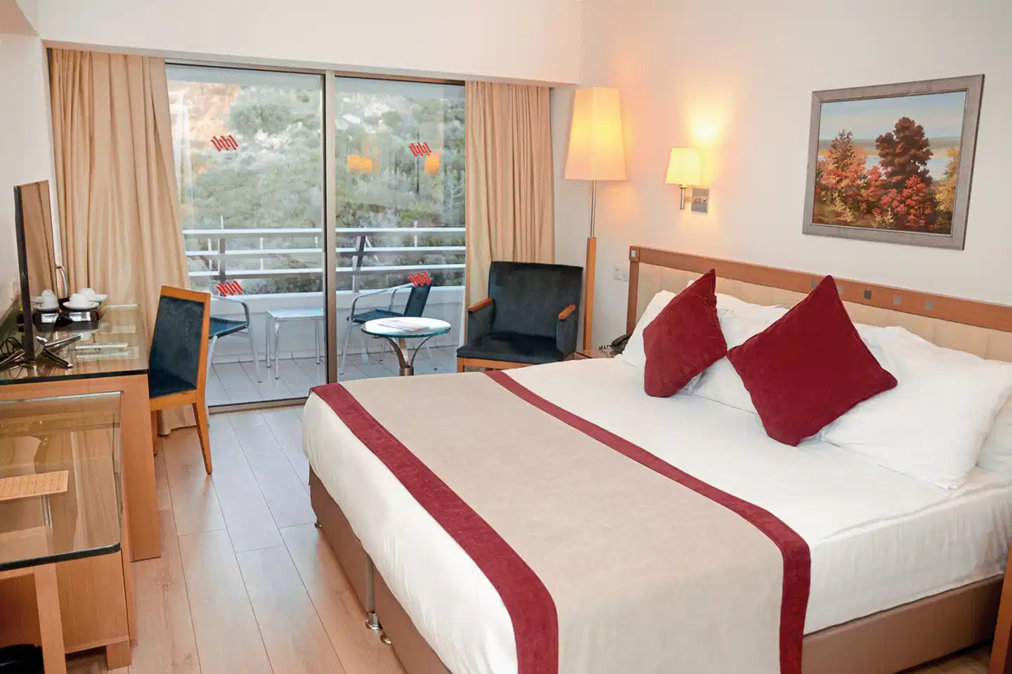 Korumar Deluxe Hotel Wohnbeispiel