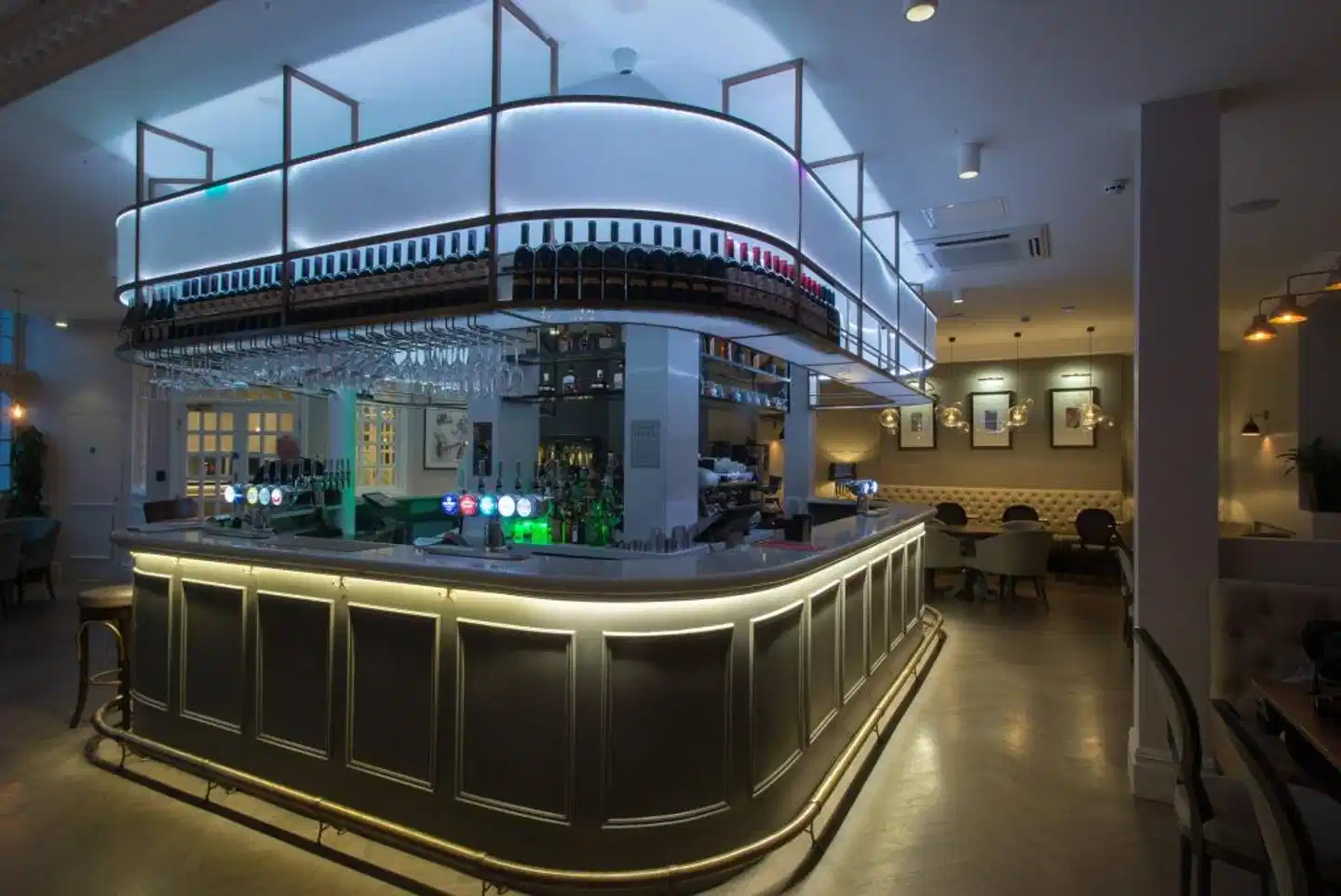 The Kings Head Hotel Bar