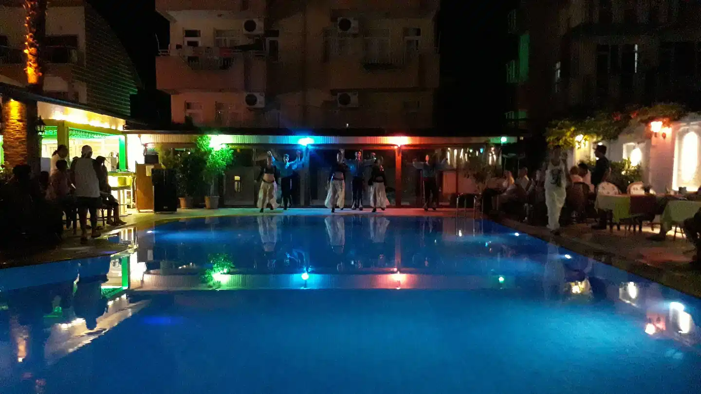 Orient Apart Otel Pool