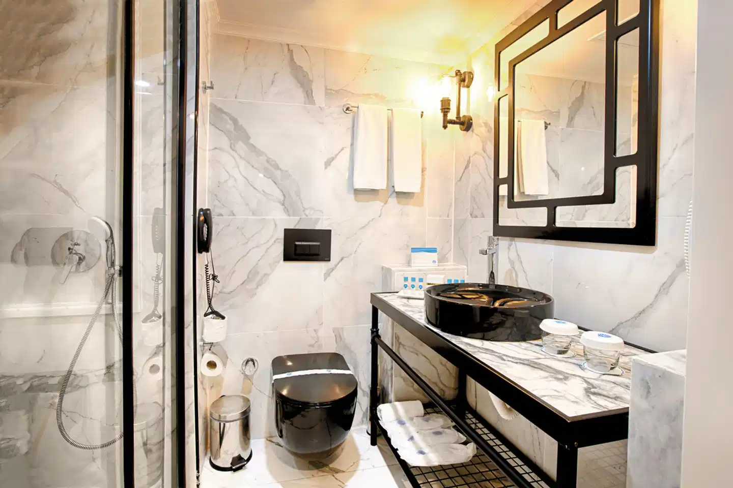 Dosinia Luxury Resort BATHROOM