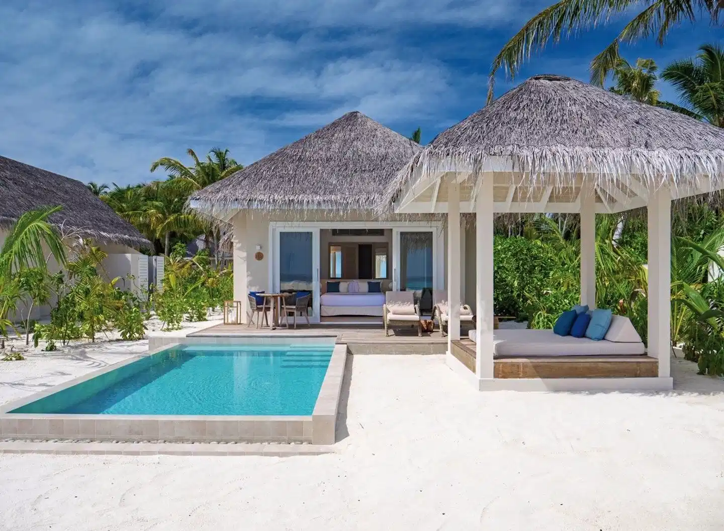 Baglioni Resort Maldives - Luxury All Inclusive Resort Pool