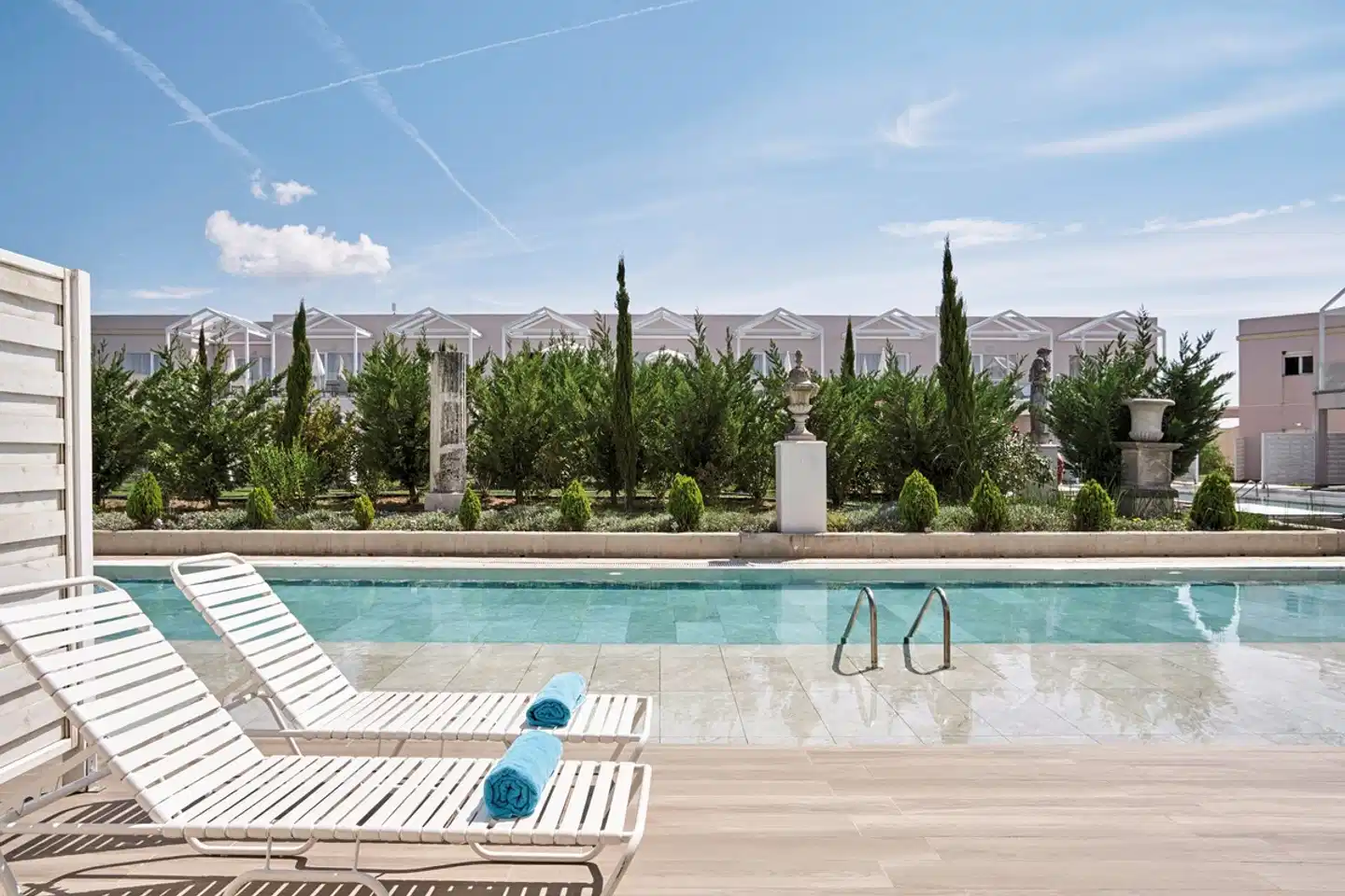 Sandy Villas Resort Pool