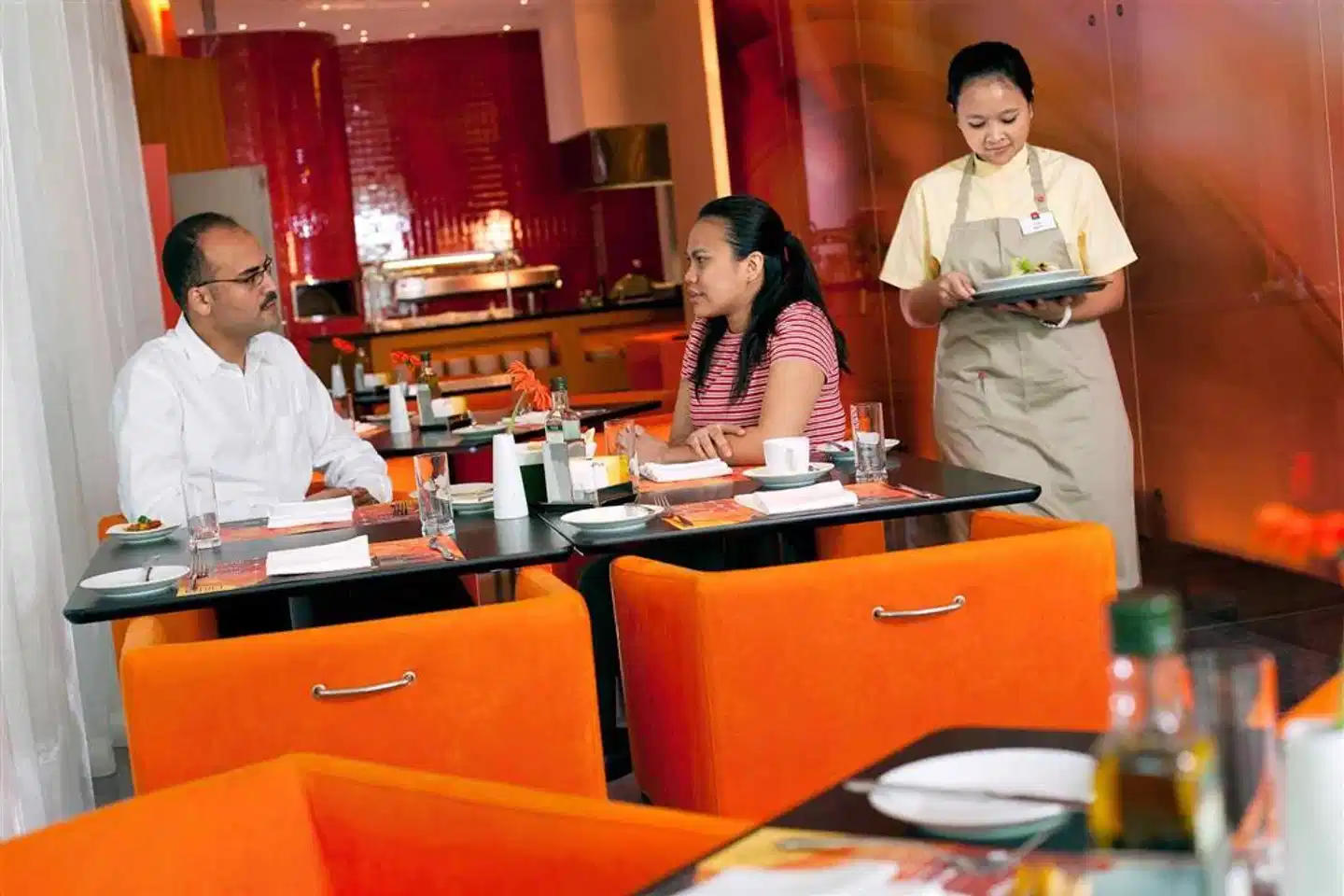 Novotel Suites Mall Avenue Dubai Restaurant