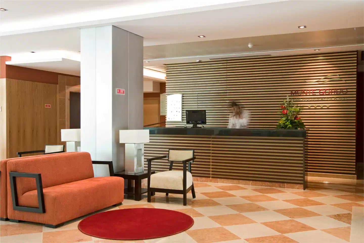 Monte Gordo Hotel Lobby