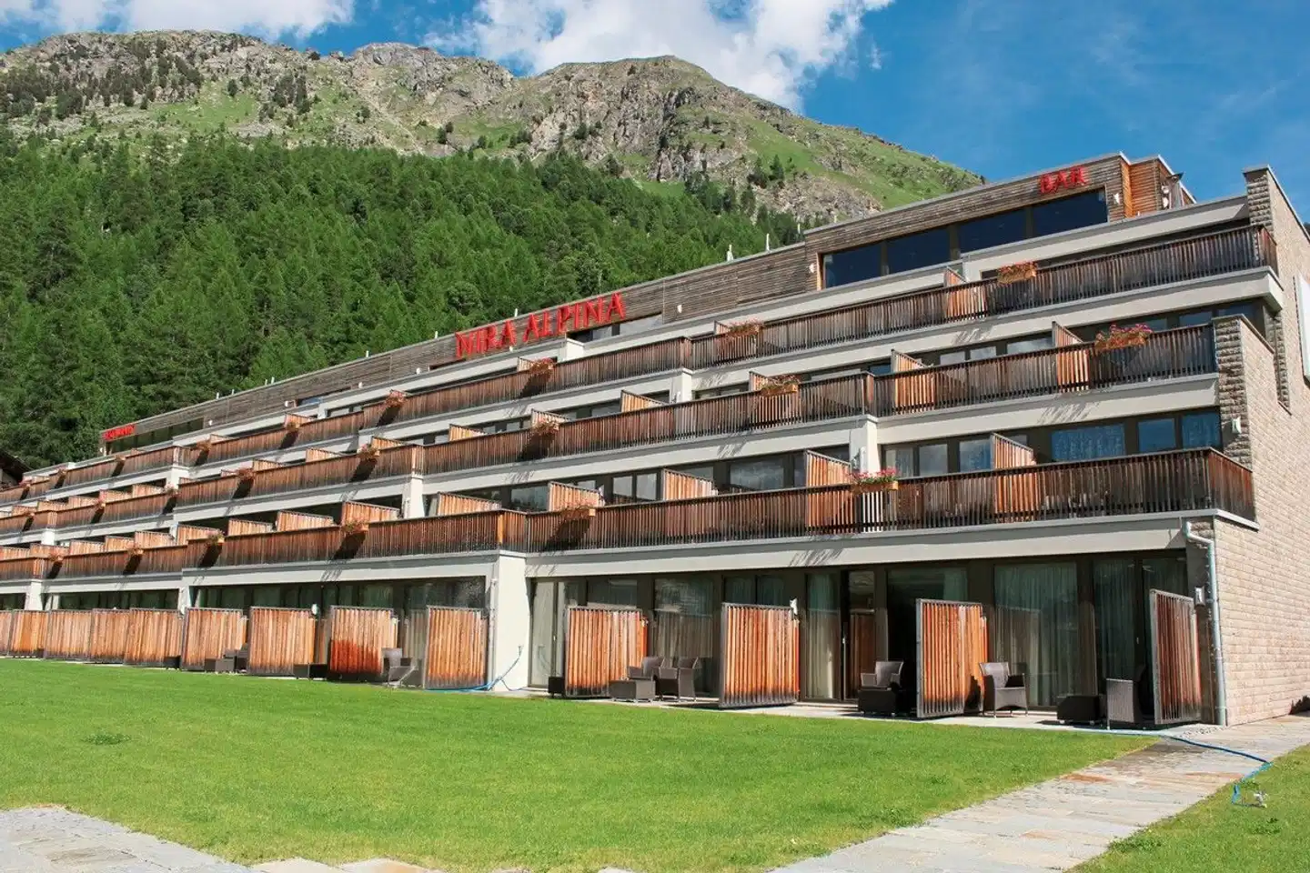 Nira Alpina Aussenansicht