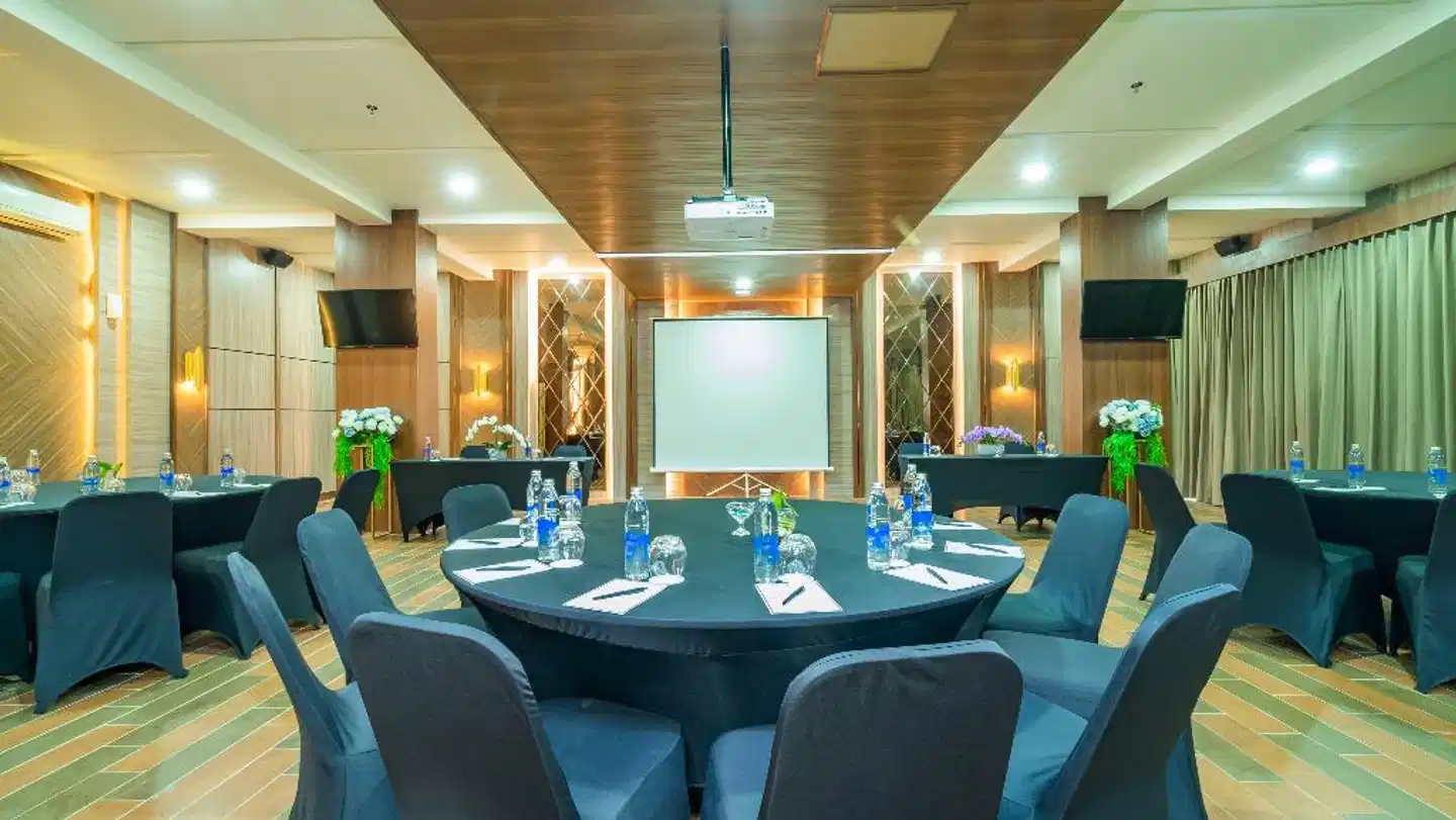 City Of Aventus Hotel Denpasar Konferenz