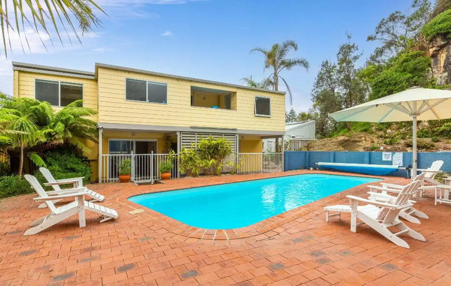 Tathra Beach House Holiday Apartments Pool