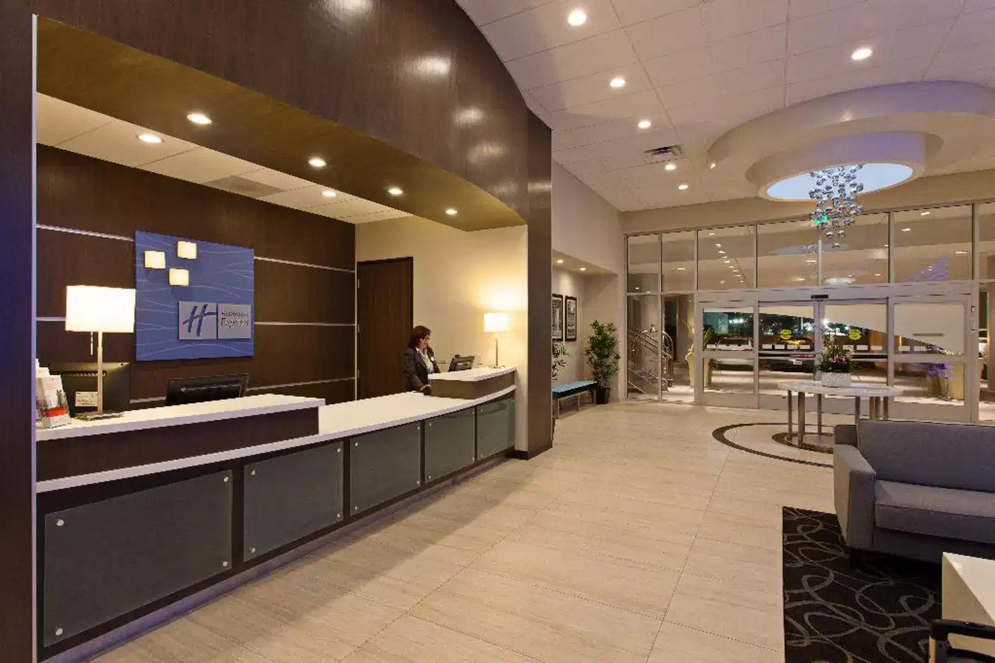 Hampton Inn by Hilton North Hollywood Lobby