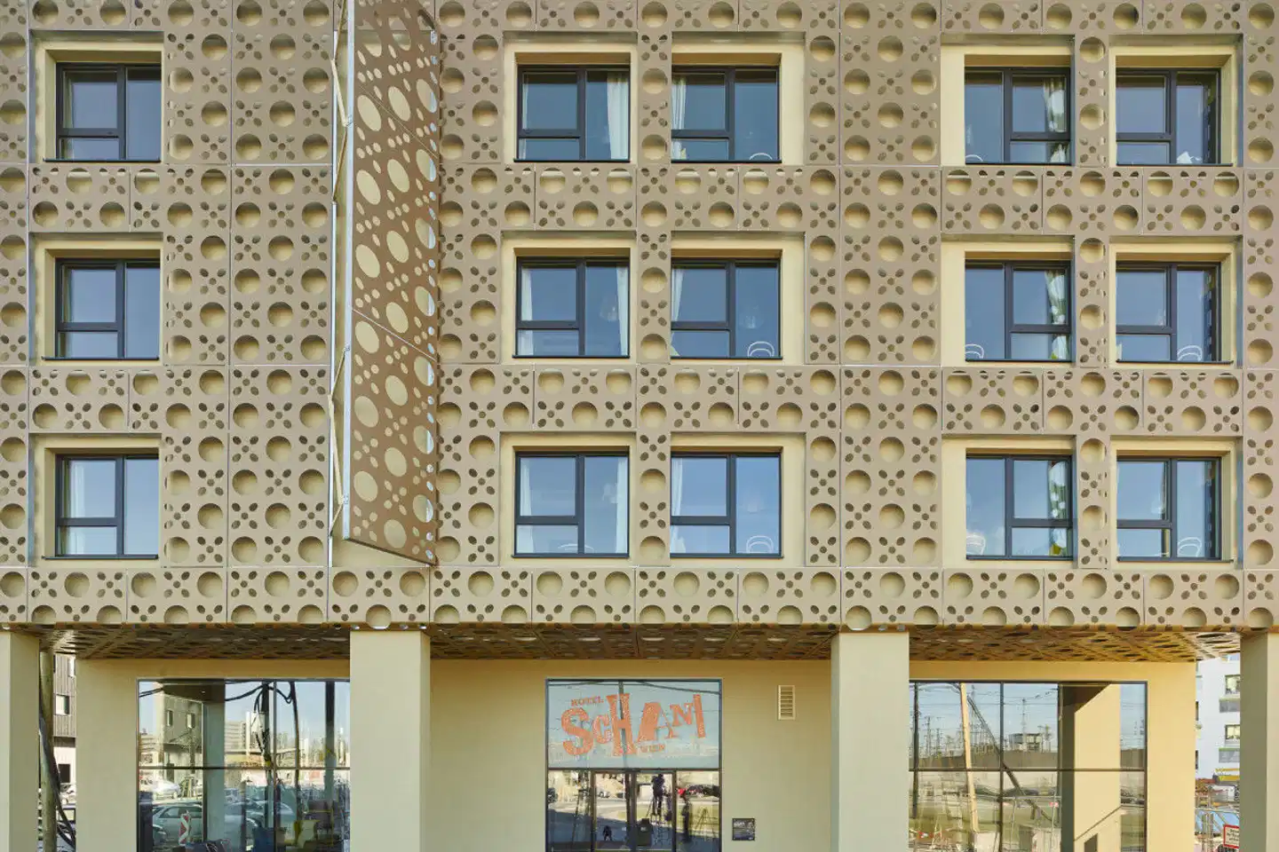 Hotel Schani Aussenansicht