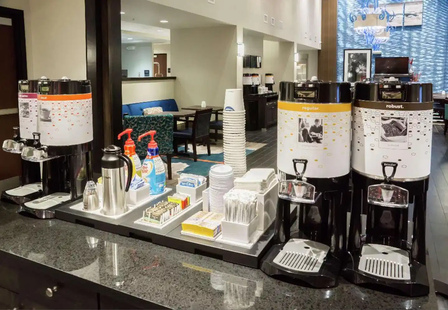 Hampton Inn & Suites Orlando at SeaWorld Restaurant