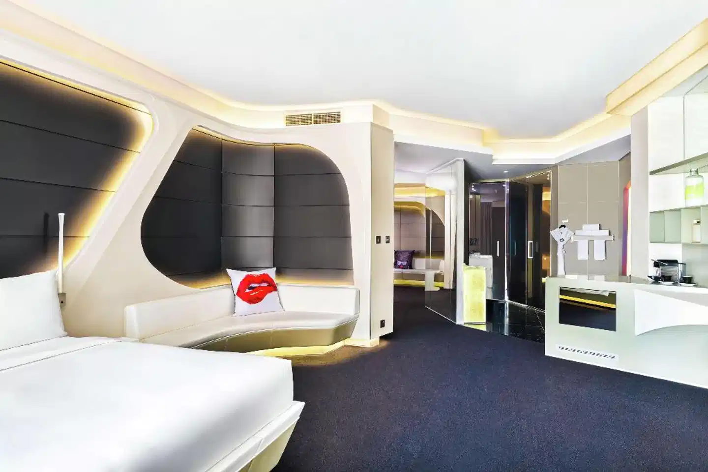 V Hotel Dubai, Curio Collection by Hilton Aussenansicht