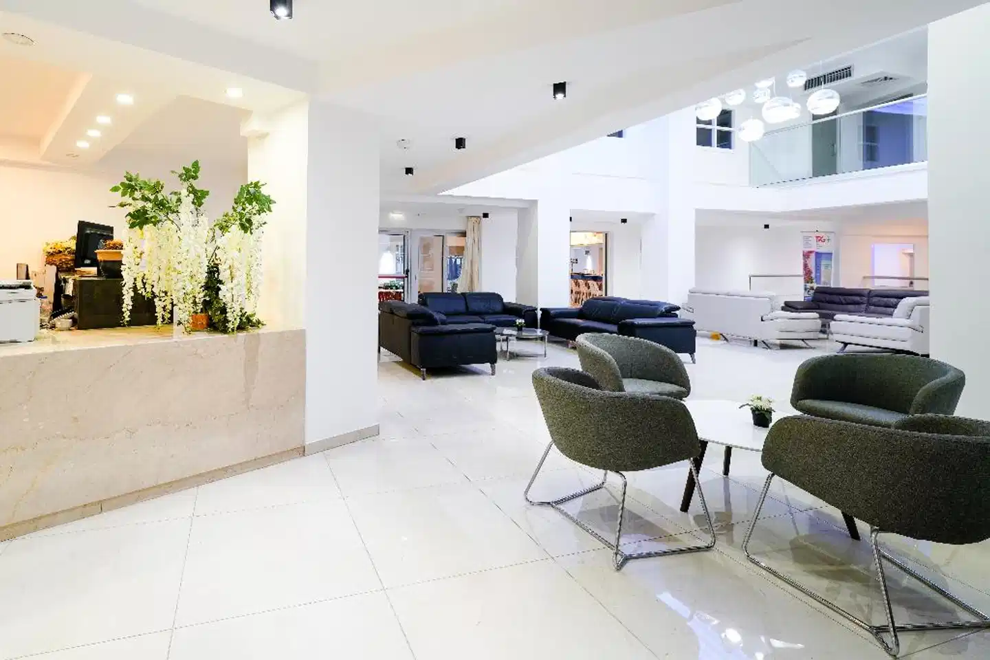 Captainpier Hotel Apts Lobby