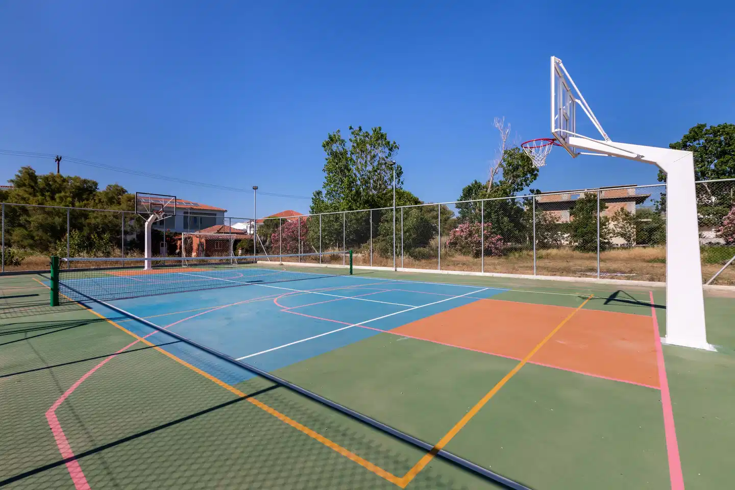 White Olive Premium Hotel Sport und Entertainment