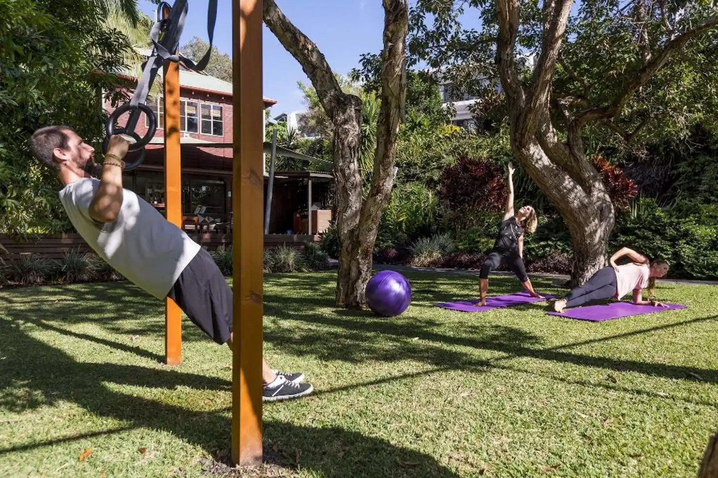 The Oasis Apartments and Treetop Houses Sport und Entertainment