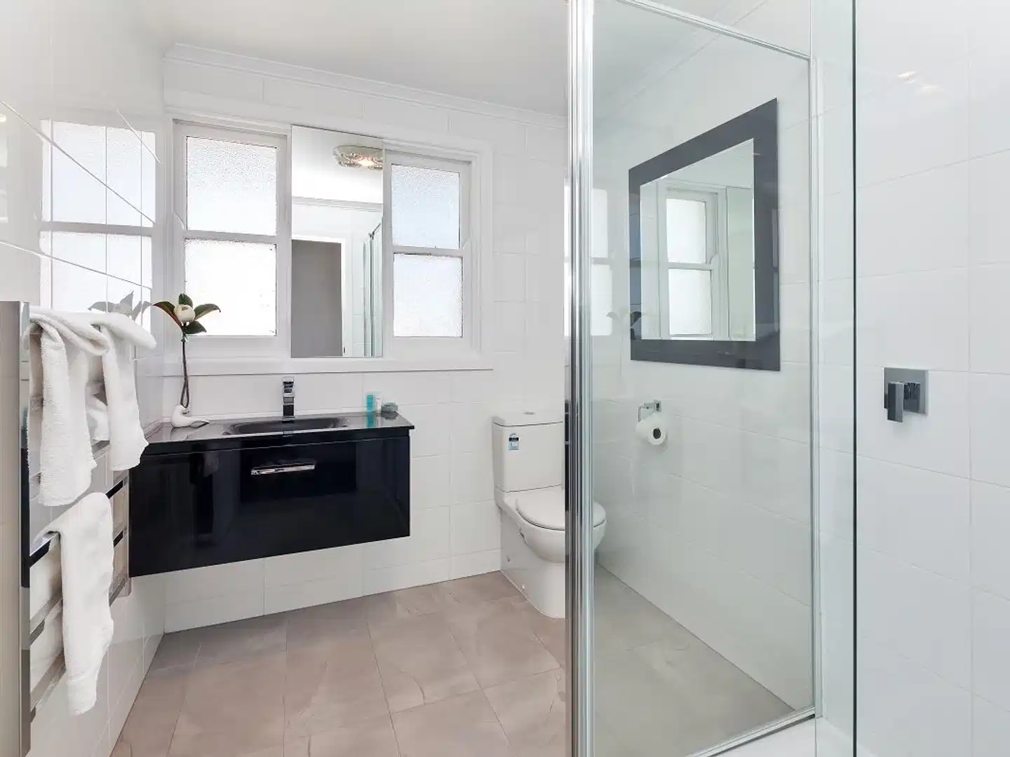 Lake Wendouree Luxury Apartments on Grove Badezimmer