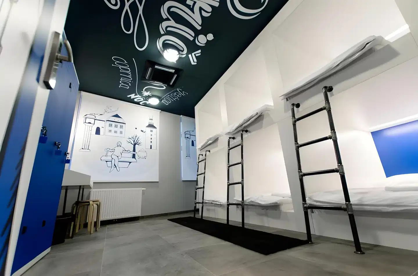 Main Square Hostel Aussenansicht