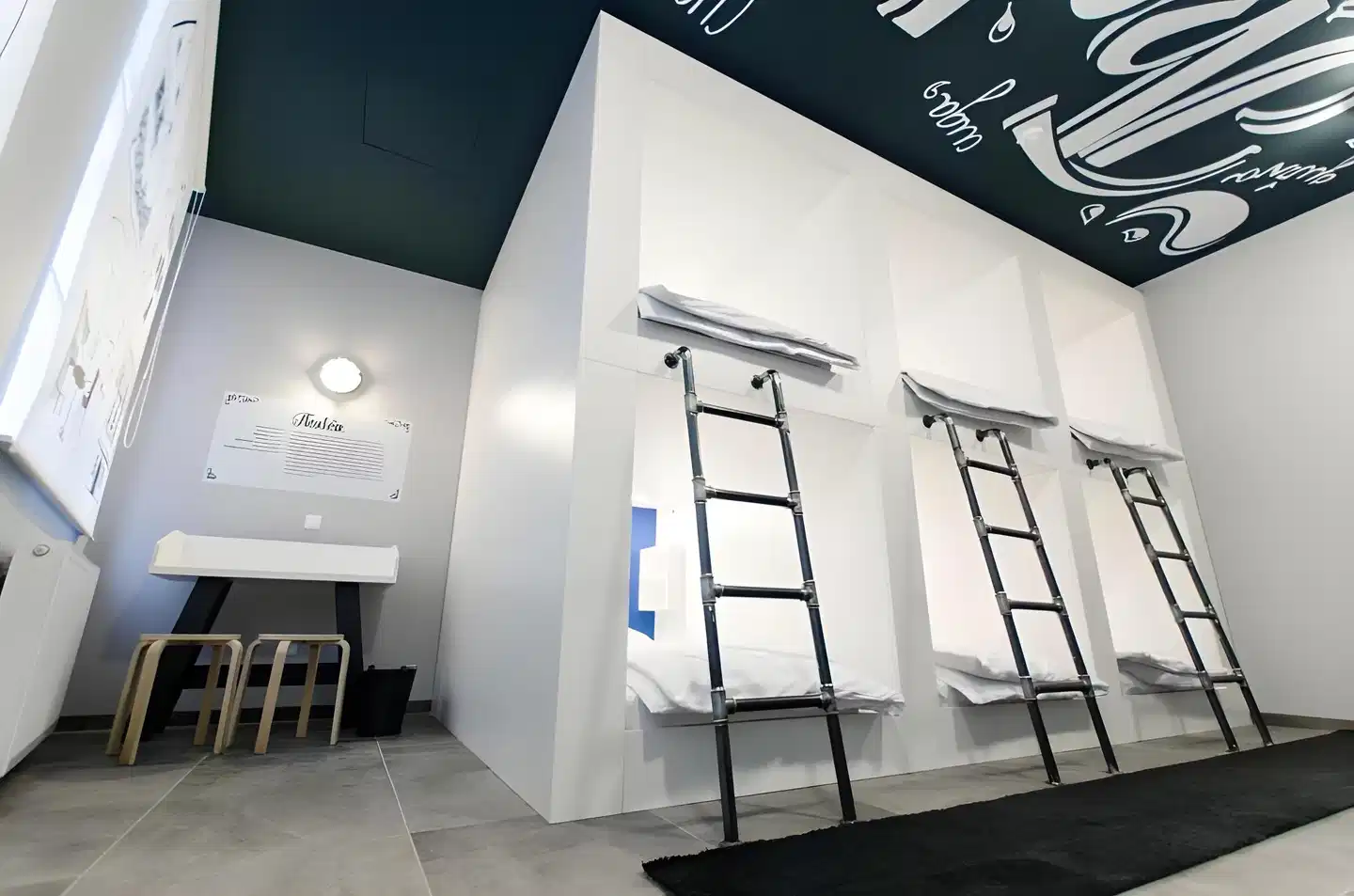 Main Square Hostel Badezimmer