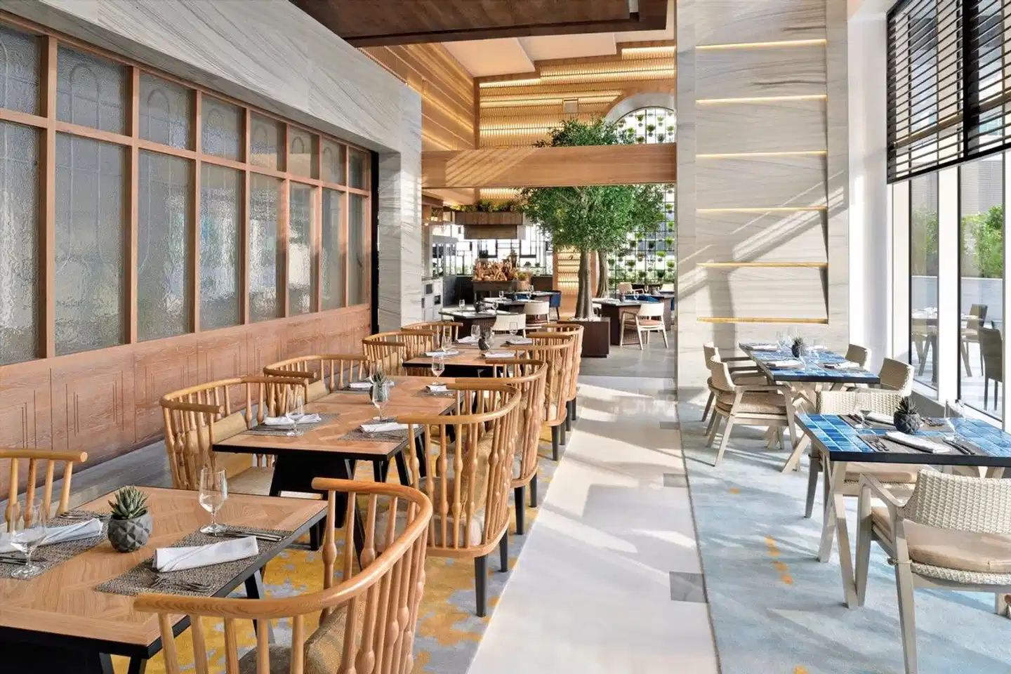 Crowne Plaza Dubai Marina Restaurant