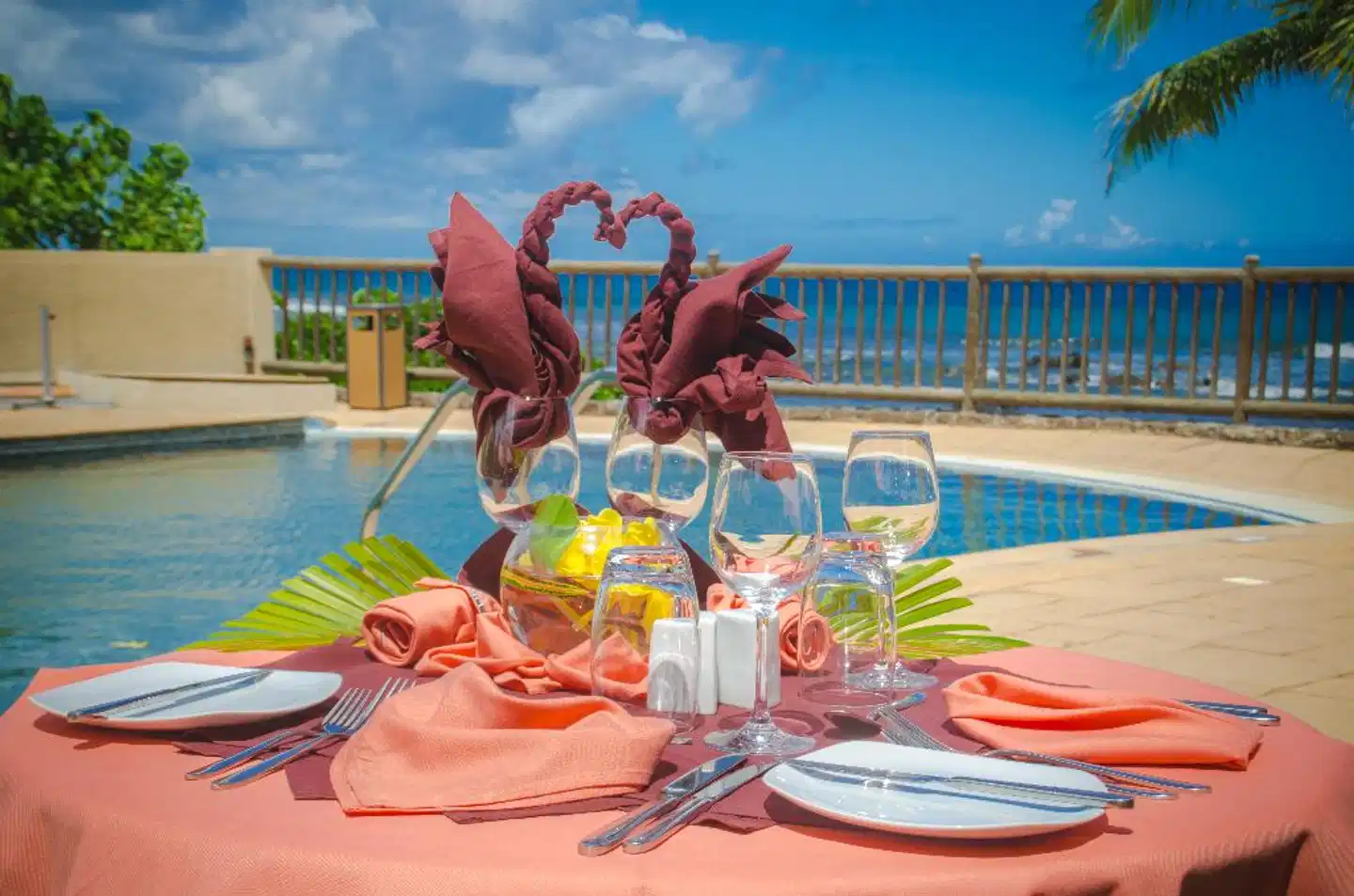 Sunset Reef Resort & Spa Terrasse