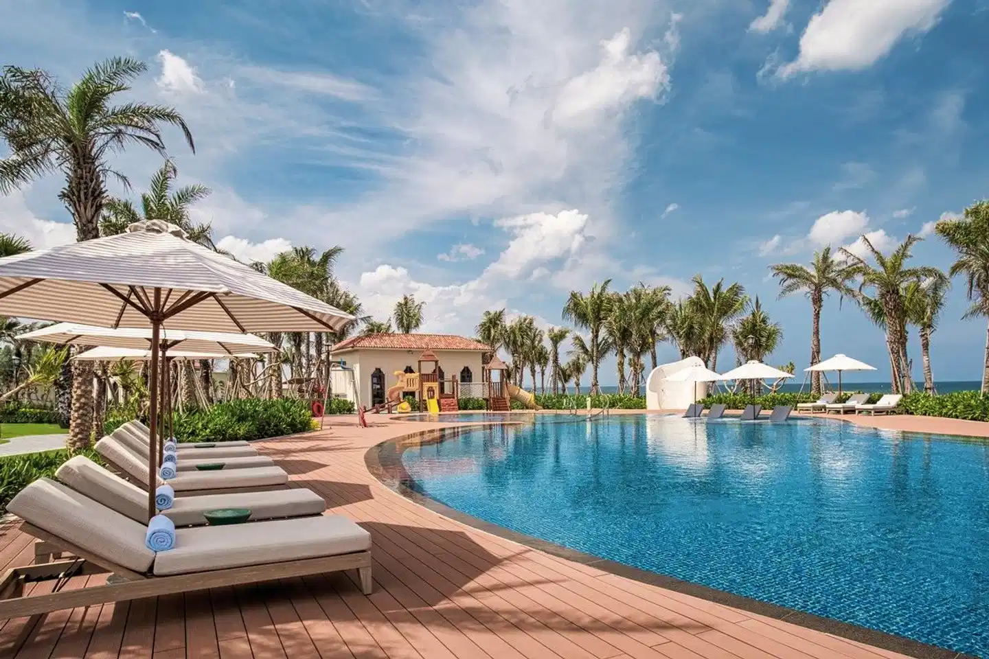 Radisson Resort Phan Thiet Pool