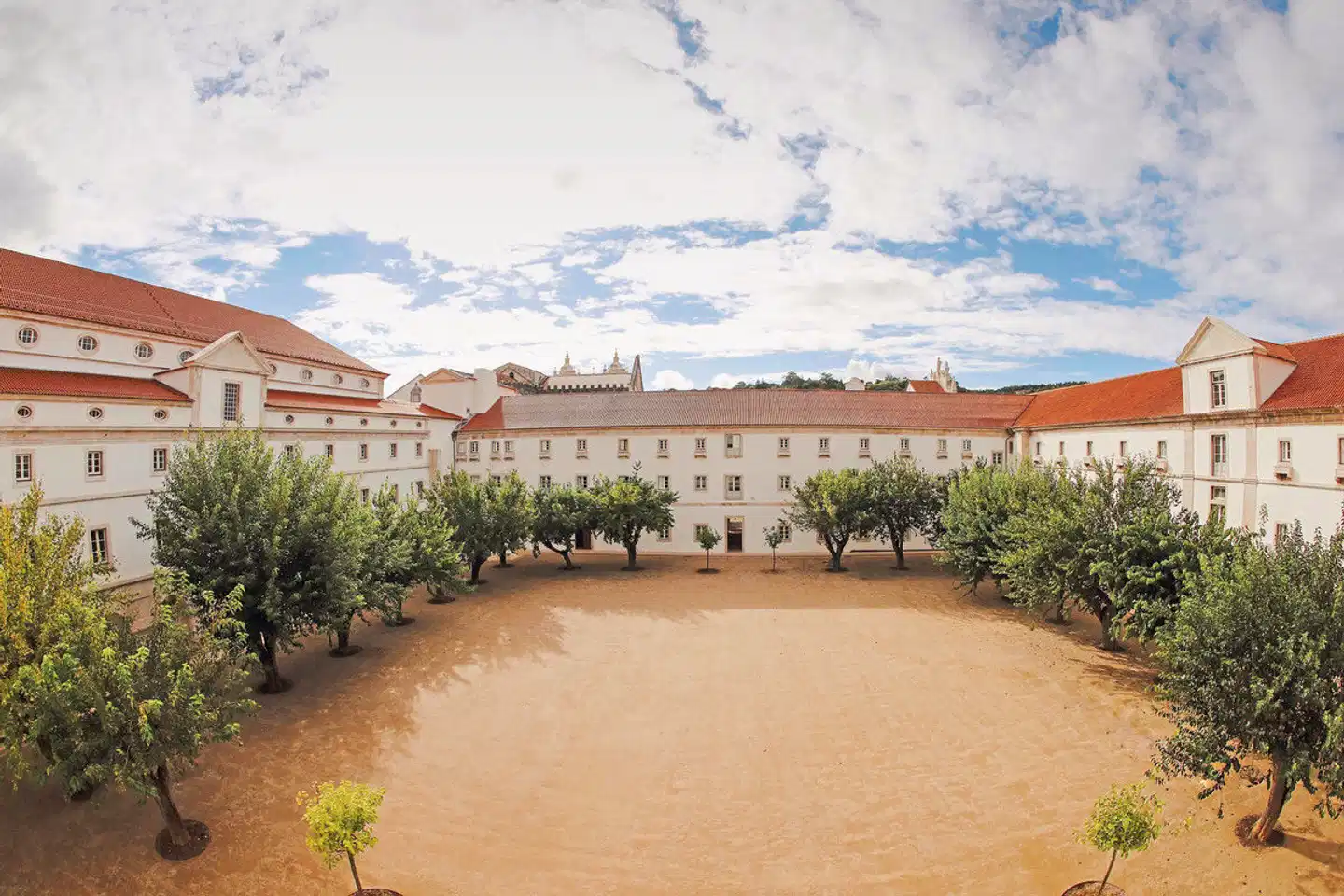 Montebelo Mosteiro de Alcobaca Historic Hotel Aussenansicht