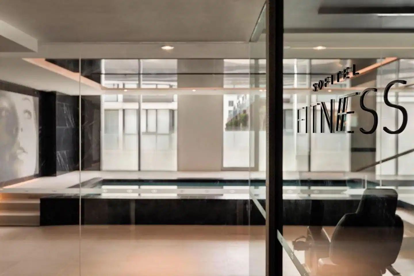 Marsden Viaduct Hotel Lobby