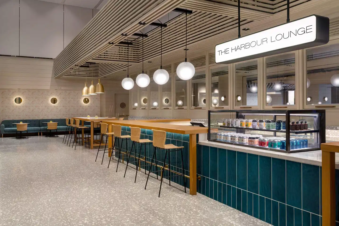 Four Points by Sheraton Hong Kong, Tung Chung Bar