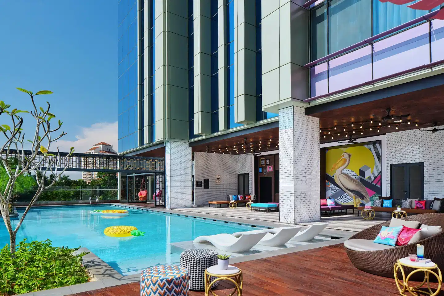Moxy Putrajaya Pool