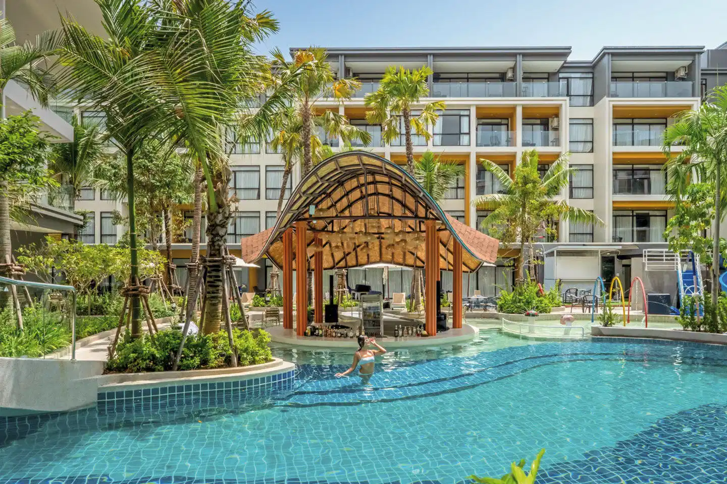 Wyndham Garden Naithon Phuket Pool