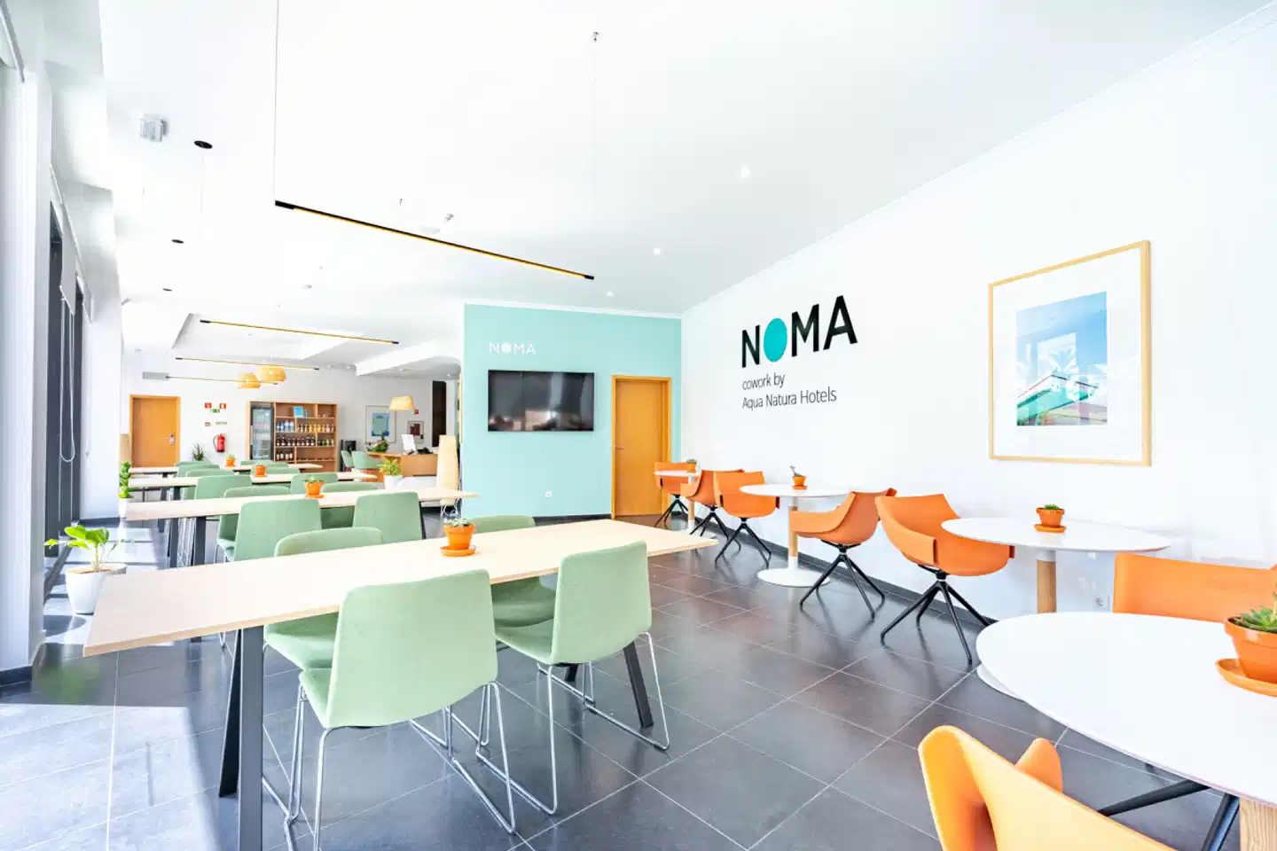 Studios by Aqua Natura Hotels Bar