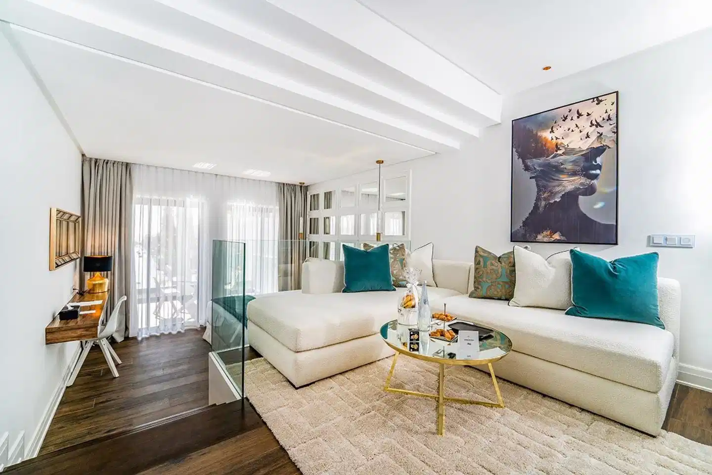 Petit Palace Suites Hotel Lobby