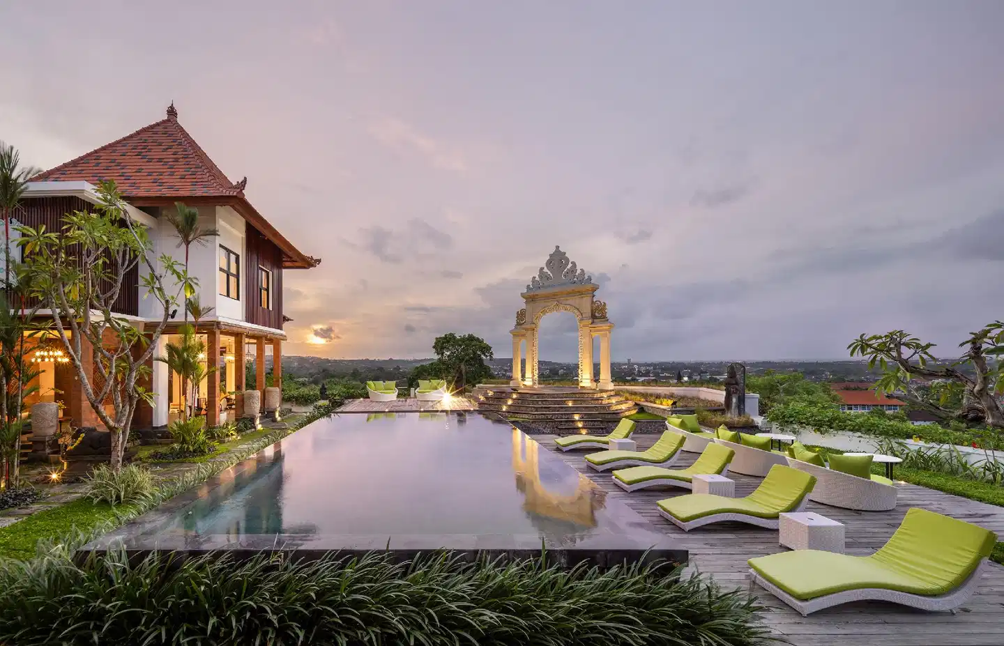 Giri Bhagawan Villas & Spa Aussenansicht