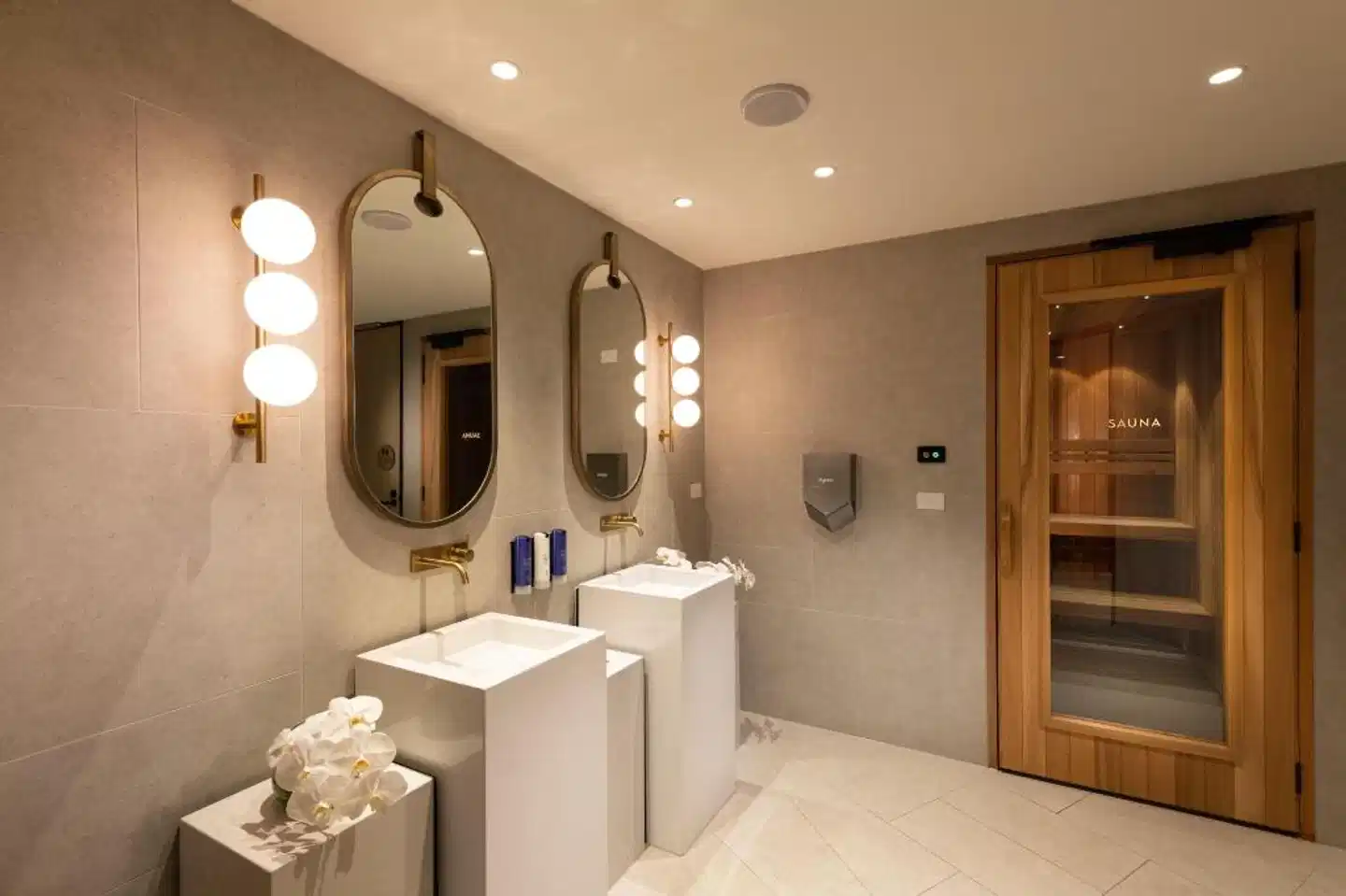 Dorsett Melbourne Badezimmer