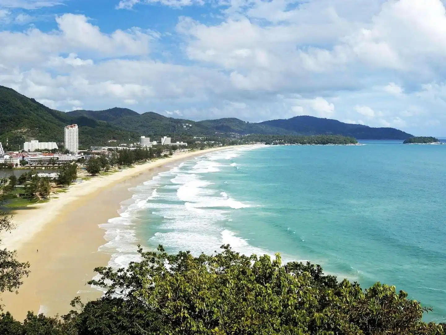 TRIBE Phuket Patong Strand