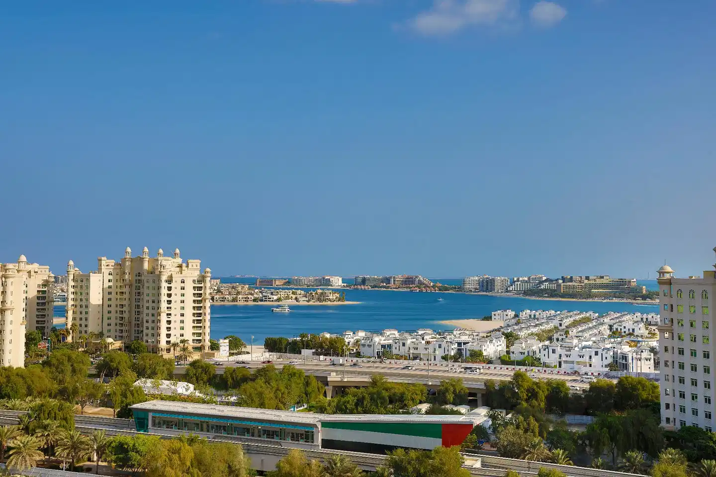 Tumbi Hotel Dubai The Palm, Tapestry Collection by Hilton Landschaft