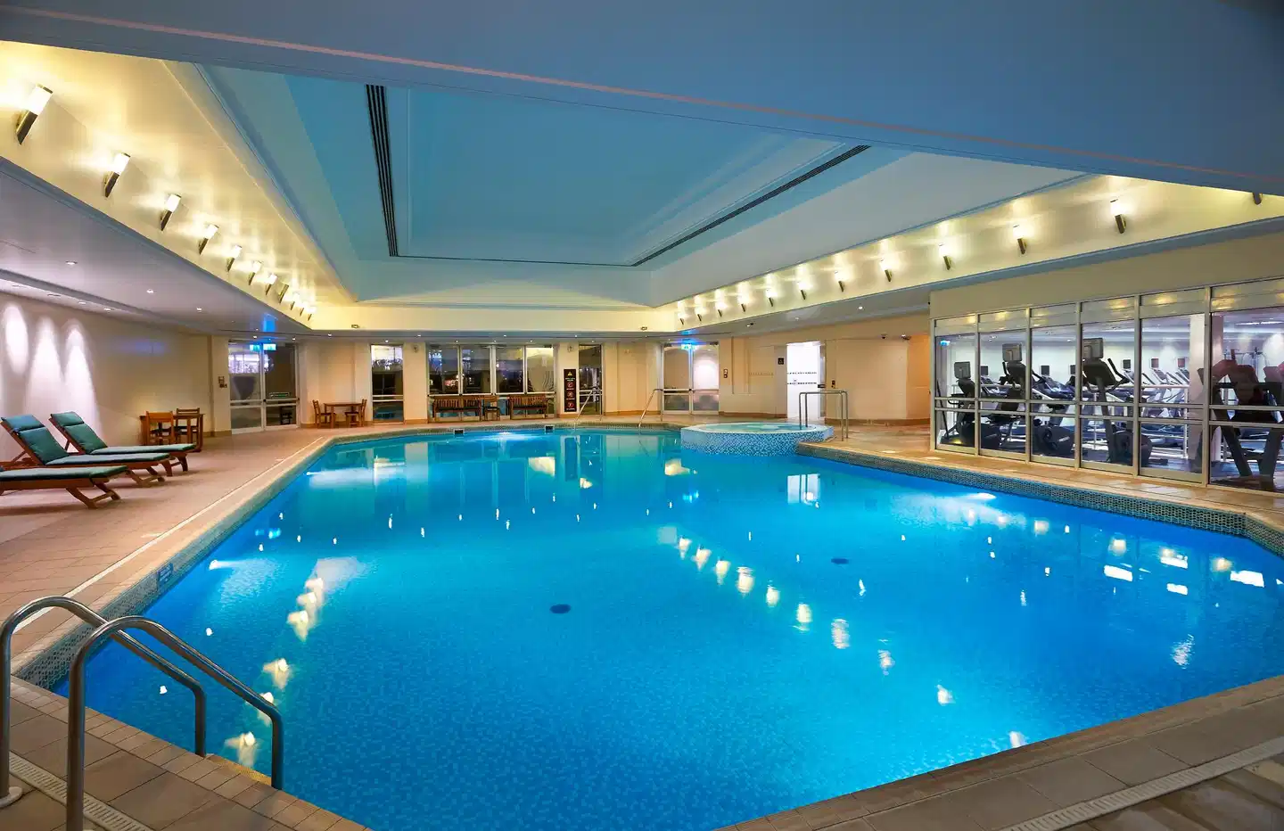 Orida Hotels Maidstone Hallenbad