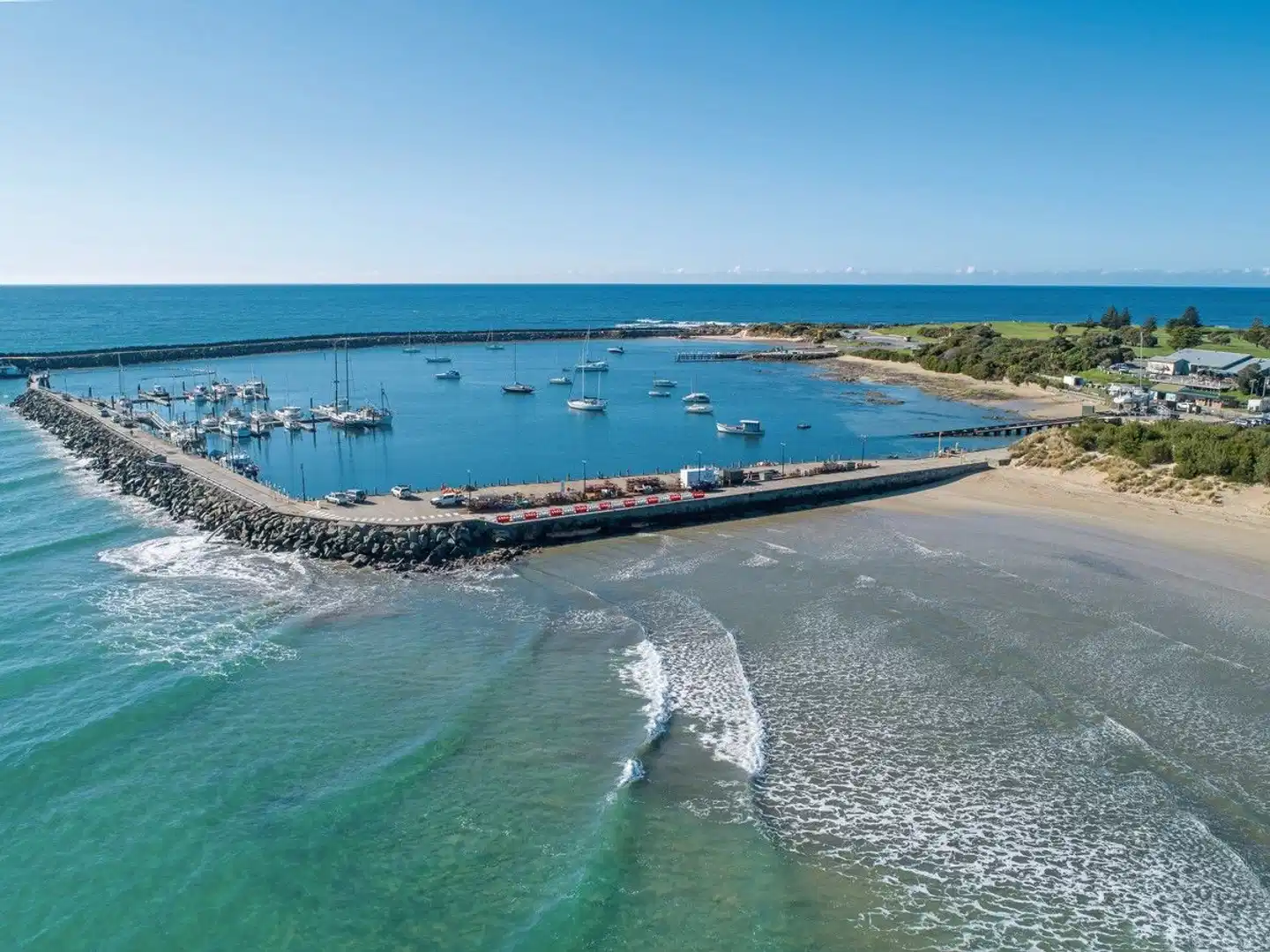 The International Apollo Bay Strand